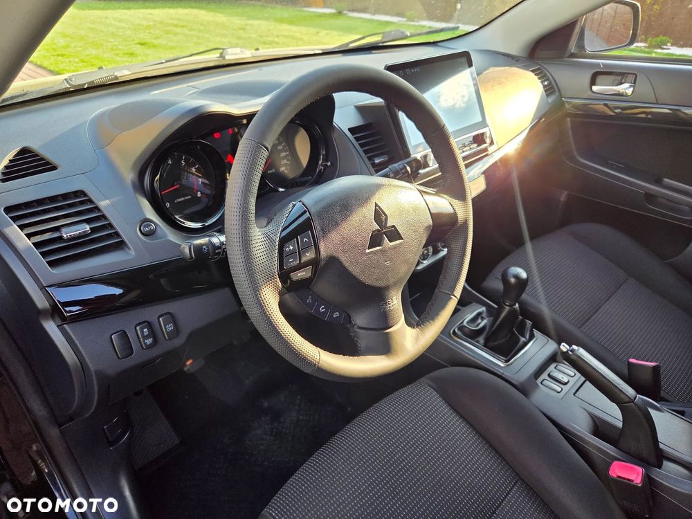Mitsubishi Lancer - 6