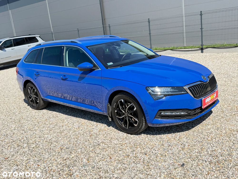 Skoda Superb 2.0 TDI SCR Ambition - 2