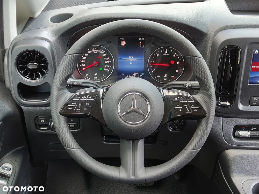 Mercedes-Benz Vito - 18