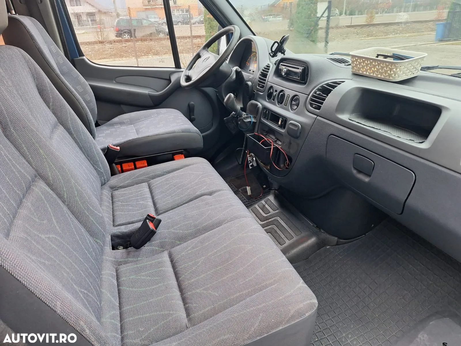 Mercedes-Benz Sprinter - 5