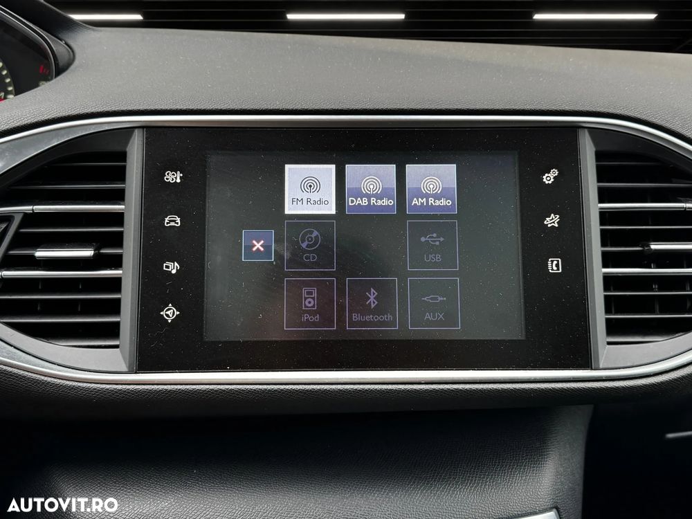 Peugeot 308 PureTech 110 Stop & Start Style - 32