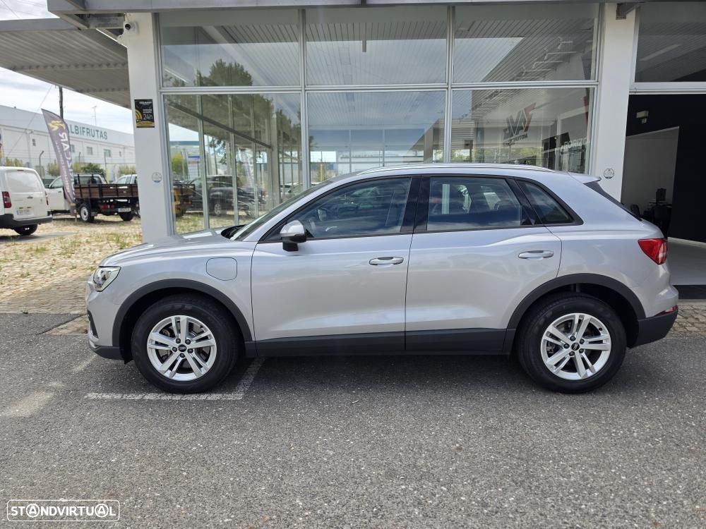 Audi Q3 45 TFSIe S tronic - 4