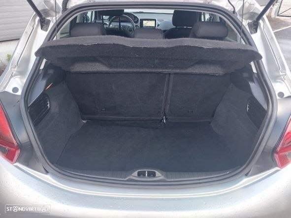 Peugeot 208 1.6 BlueHDi Active - 12