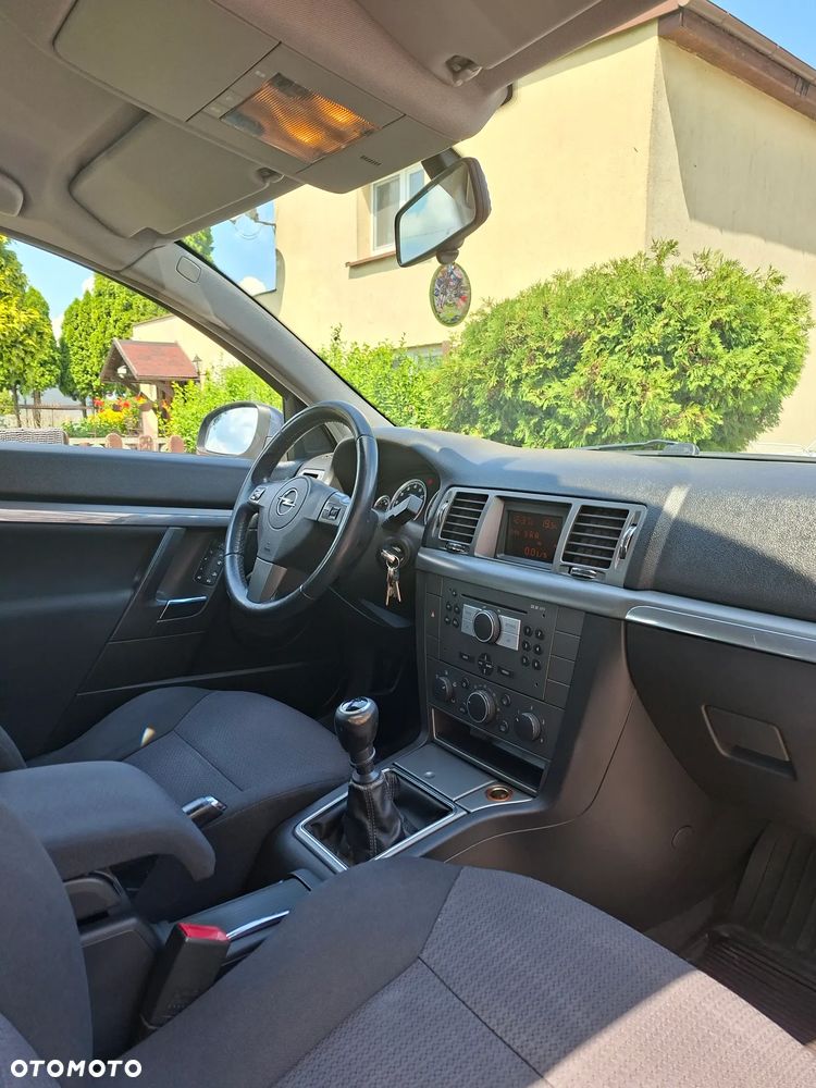 Opel Vectra 1.8 Essentia - 20