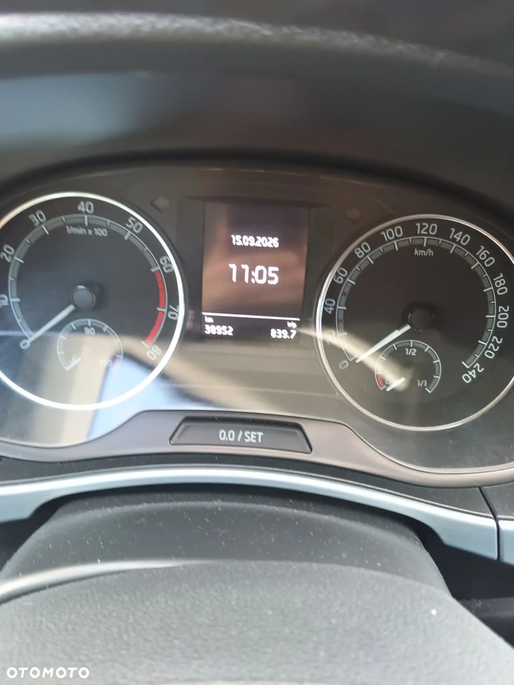 Skoda Fabia 1.0 Ambition - 1