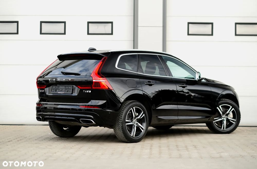 Volvo XC 60 T6 AWD Geartronic RDesign - 8