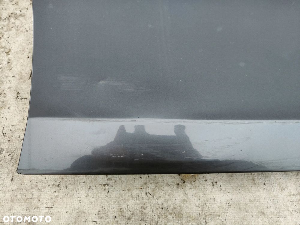 BMW E87 Drzwi prawe przednie Sparkling Graphite Metallic A22 - 5
