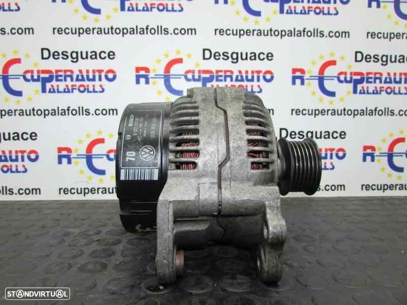ALTERNADOR VOLKSWAGEN GOLF III 1994 -028903025 - 2