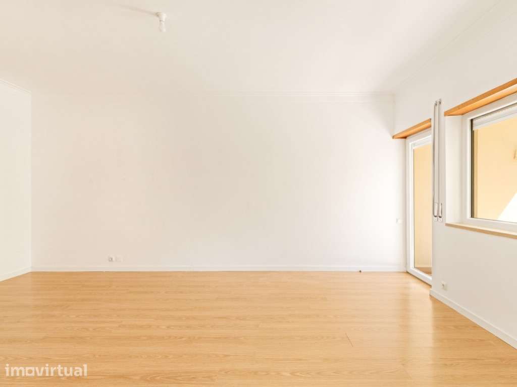 Apartamento T2 com jardim privado para arrendamento em Cascais - Grande imagem: 5/37