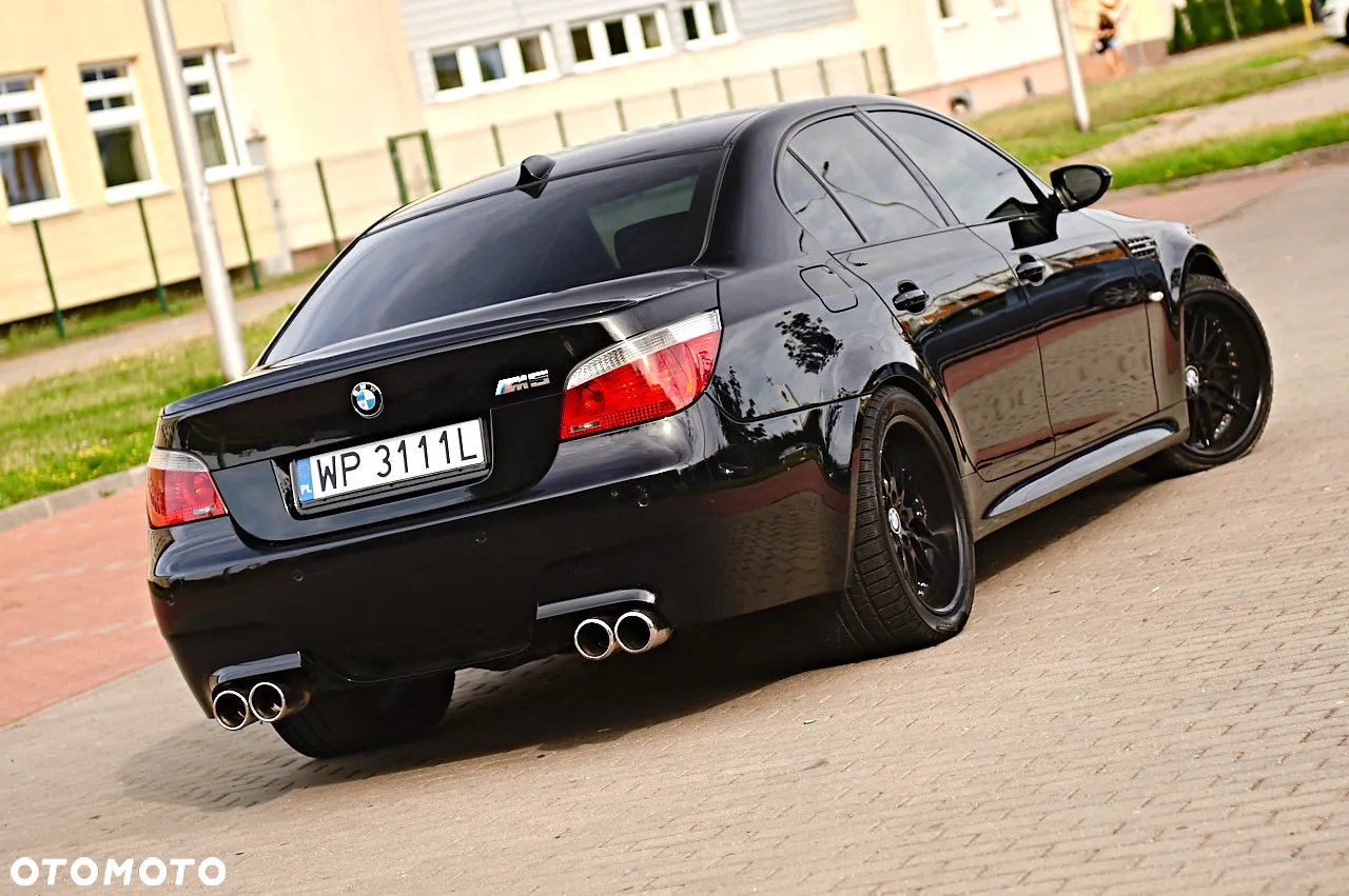BMW M5 Standard - 2