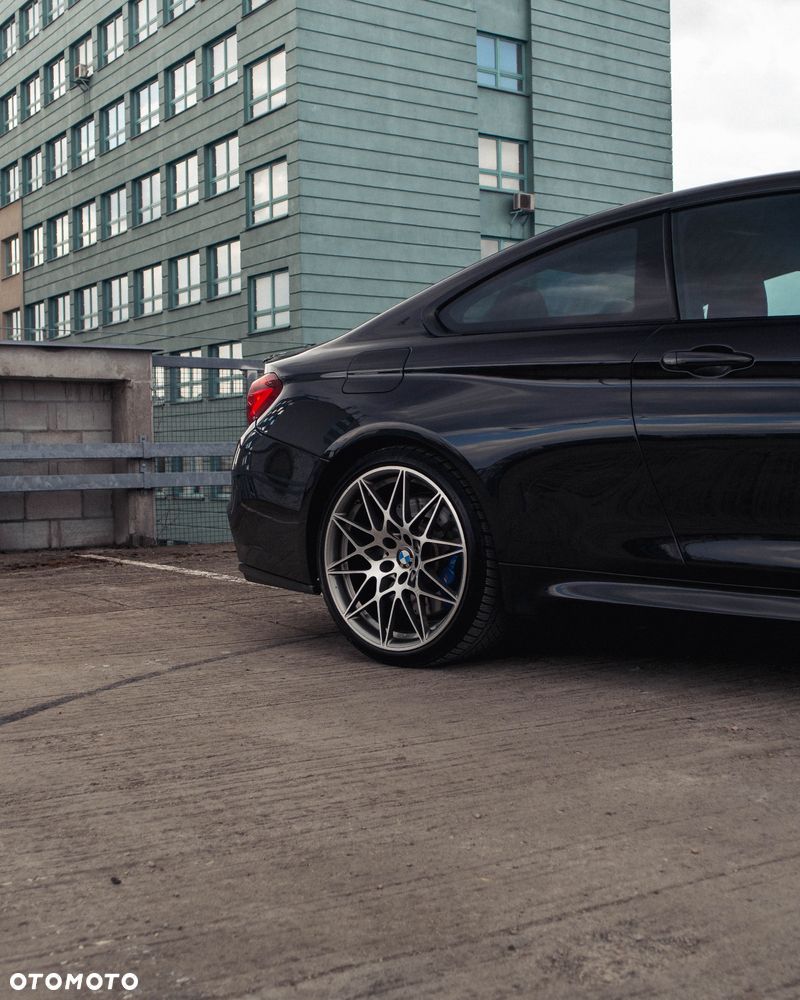 BMW M4 DKG Competition - 8