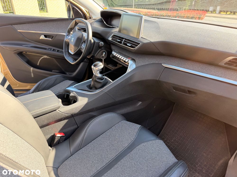 Peugeot 3008 PureTech 130 Stop & Start Allure - 21