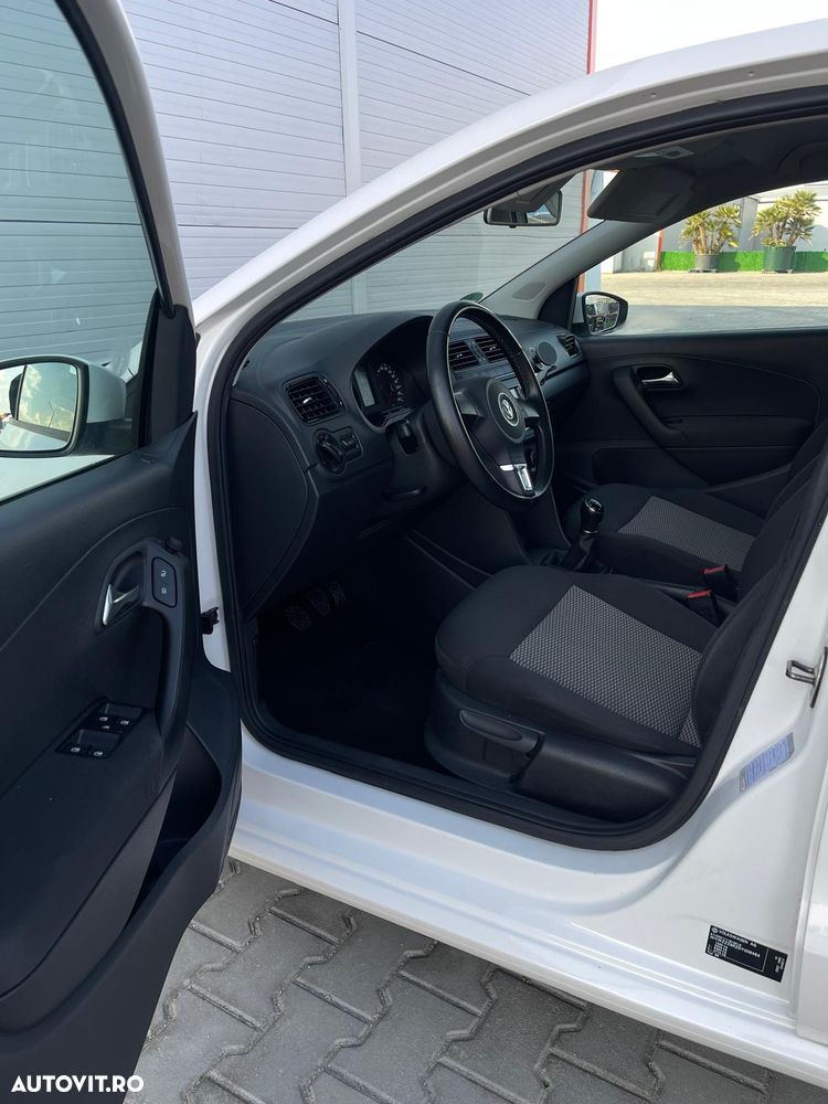 Volkswagen Polo 1.2 TSI Life - 16