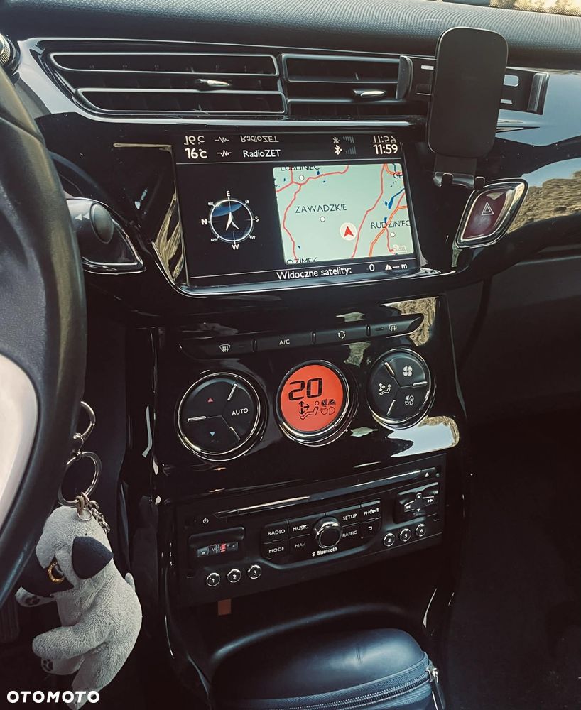 Citroën DS3 e-HDi 90 FAP SoChic - 6