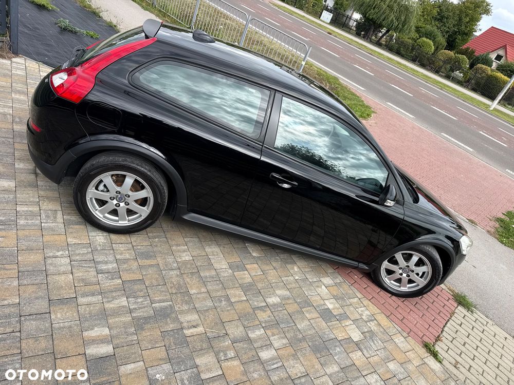 Volvo C30 2.0 Momentum - 12