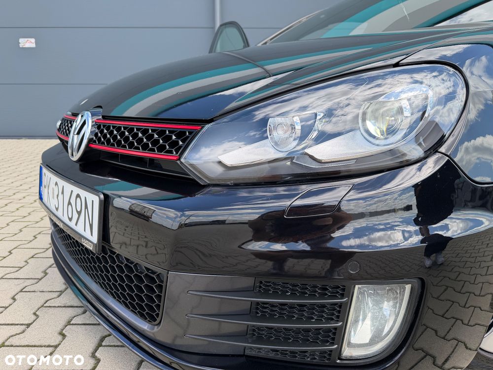 Volkswagen Golf - 4