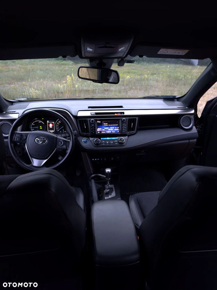Toyota RAV4 - 13