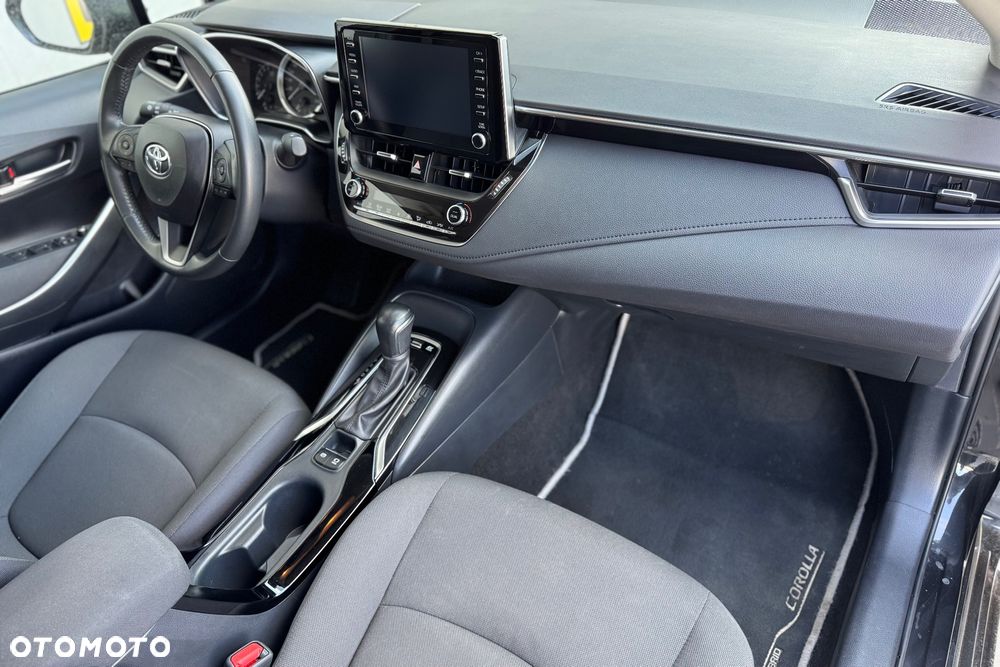 Toyota Corolla 1.8 Hybrid Active - 28