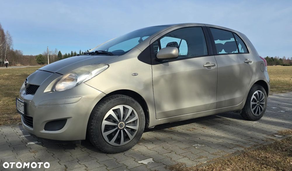 Daihatsu Charade - 9