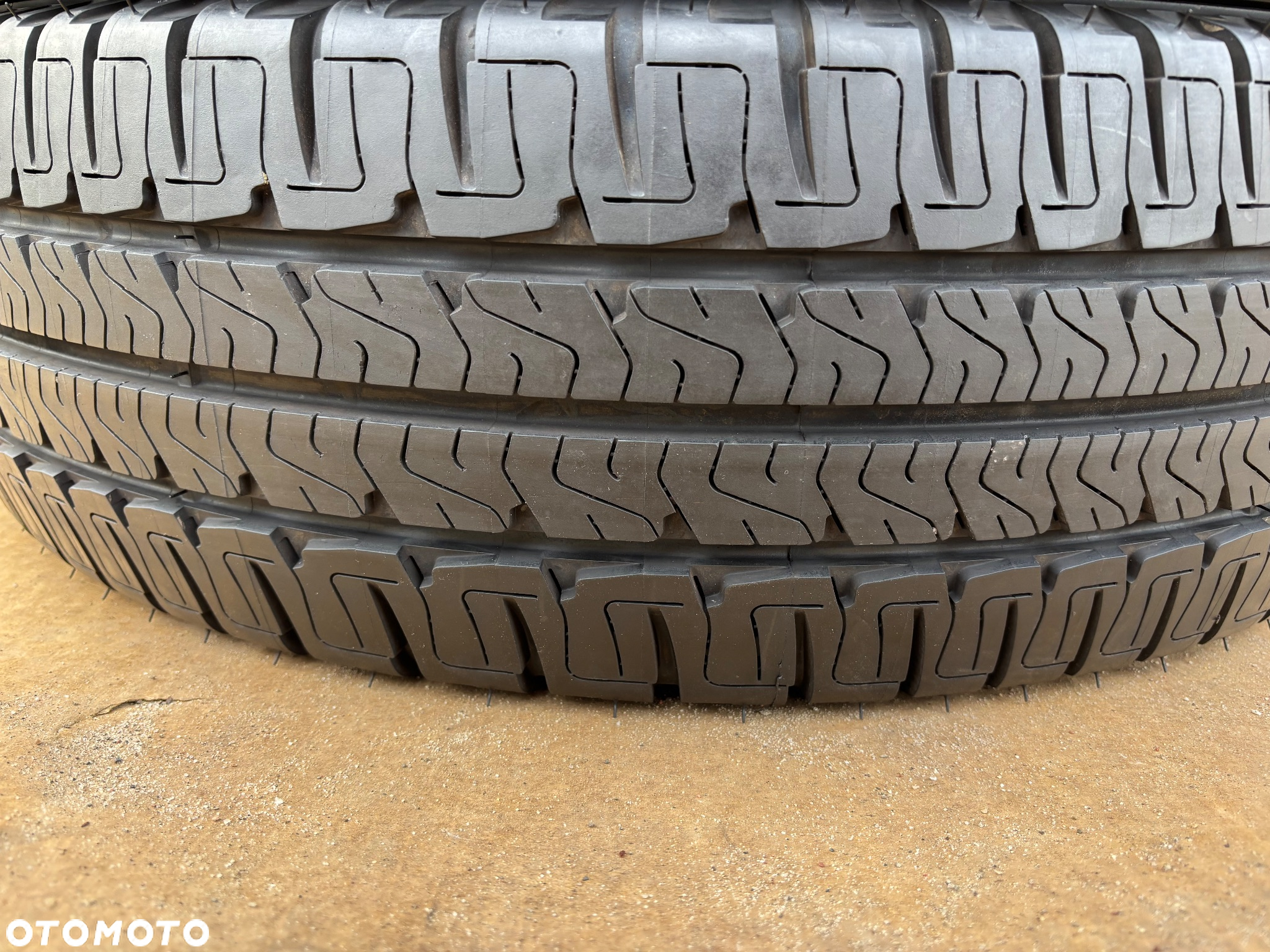 Prawie Nowe Opony Letnie Michelin Agilis Camping 225/75 R16C  225 75 R16 C Komplet 4 Sztuk Ducato Boxer Jumper - 4