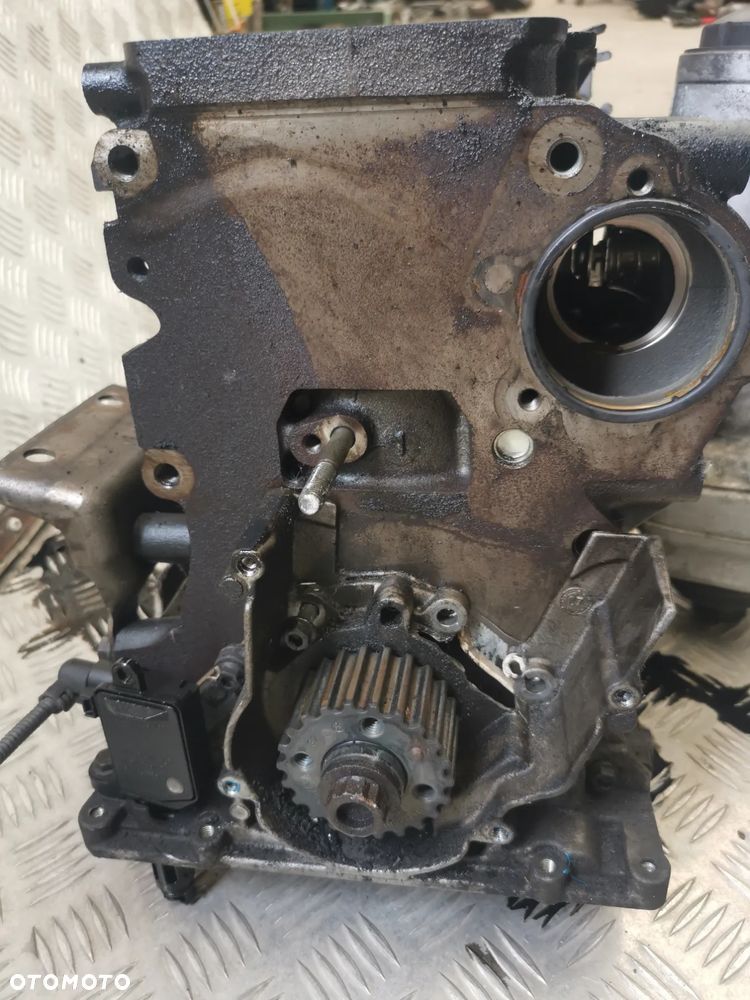 Blok Silnika Audi A6 C6 048103021R - 4
