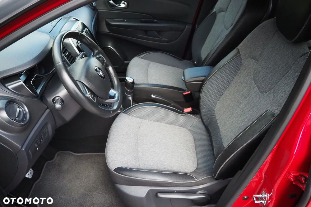Renault Captur ENERGY TCe 120 Intens - 22