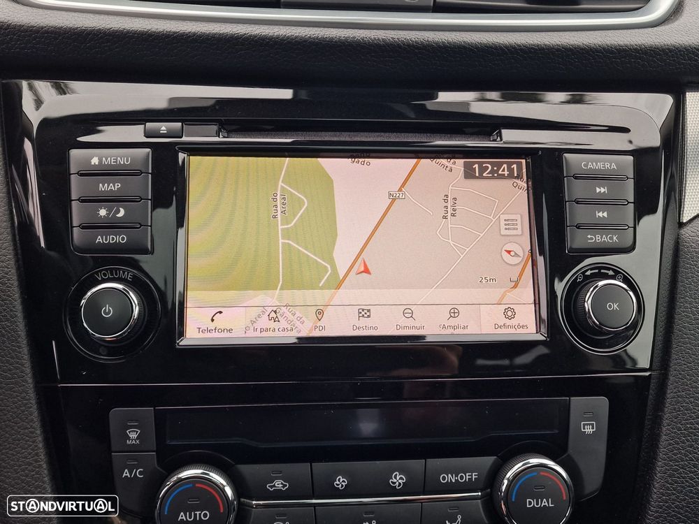 Nissan Qashqai 1.5 dCi N-Connecta DCT - 32