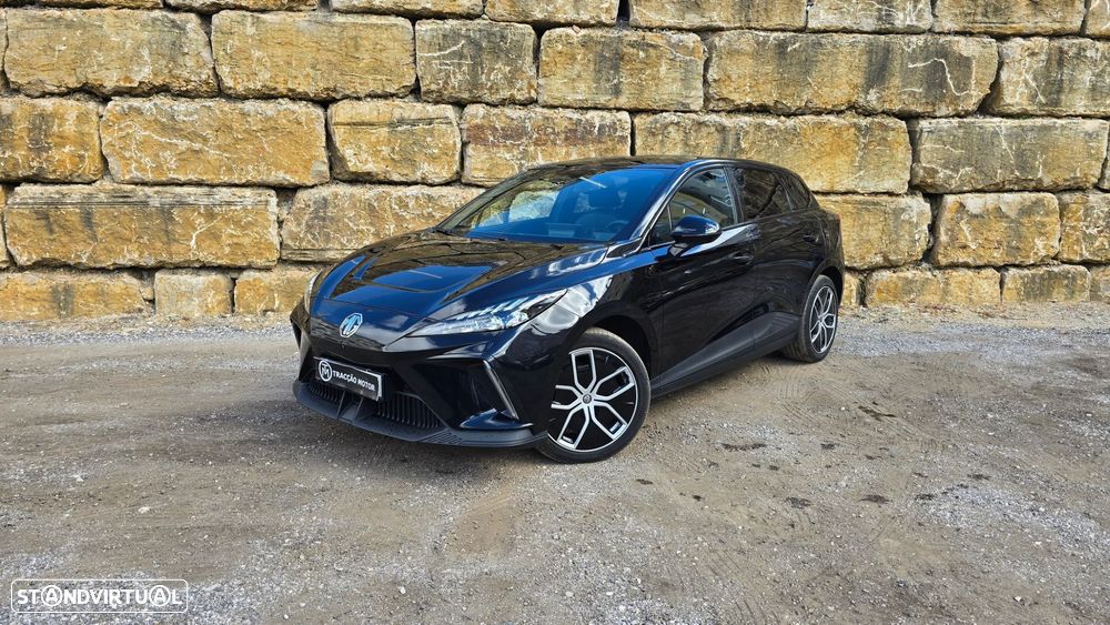 MG MG4 64 kWh Luxury - 1