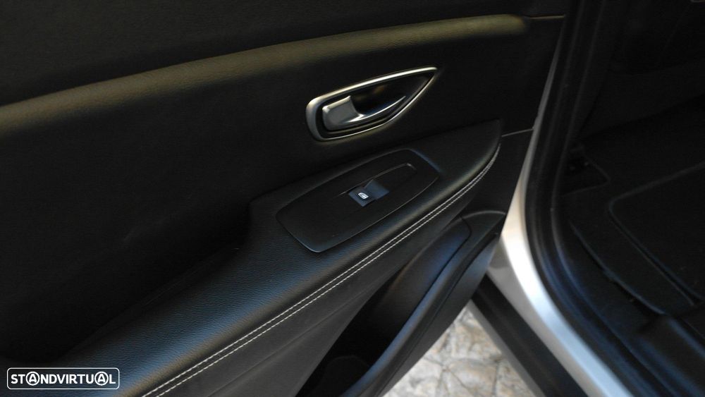 Renault Grand Scénic 1.6 dCi Intens SS - 23