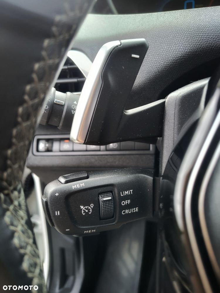 Peugeot 3008 - 32