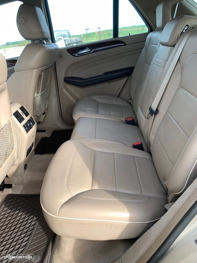 Mercedes-Benz ML 350 BlueTEC 4MATIC 7G-TRONIC - 7