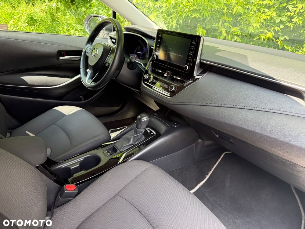 Toyota Corolla 1.8 Hybrid Comfort - 13