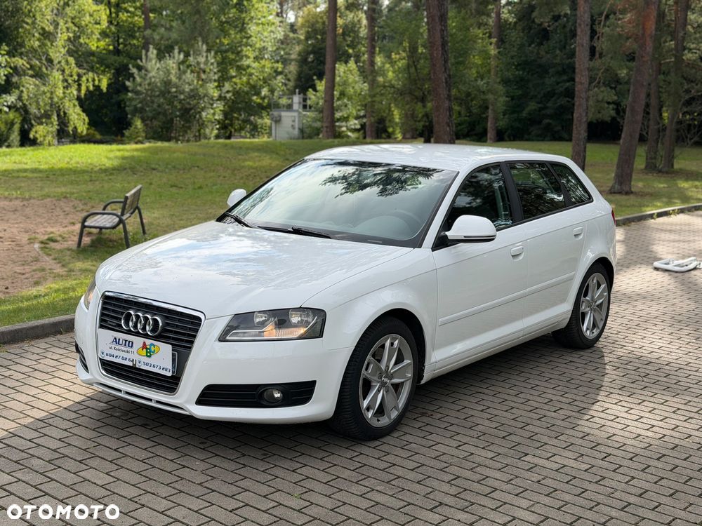 Audi A3 Sportback 2.0 TDI DPF quattro Attraction - 1
