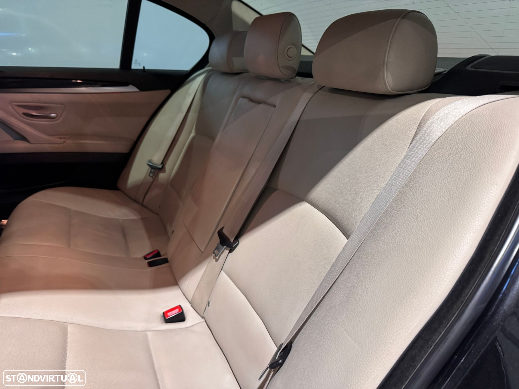 BMW 535 d Exclusive Auto - 36