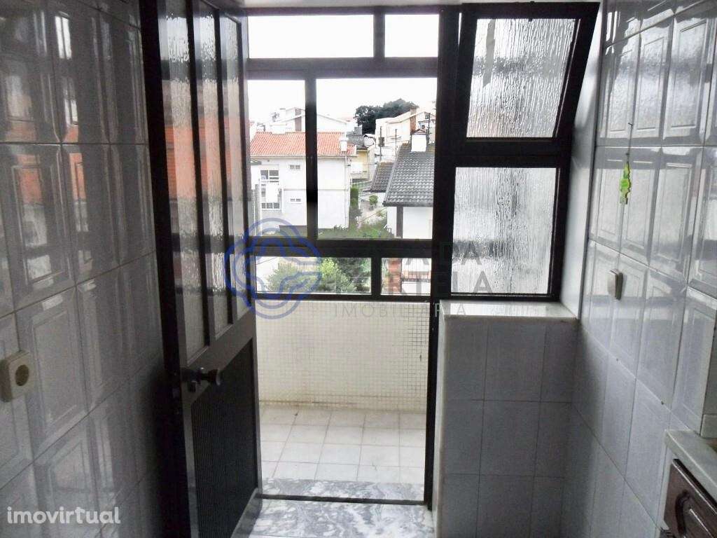 Apartamento T2 - Grande imagem: 2/19