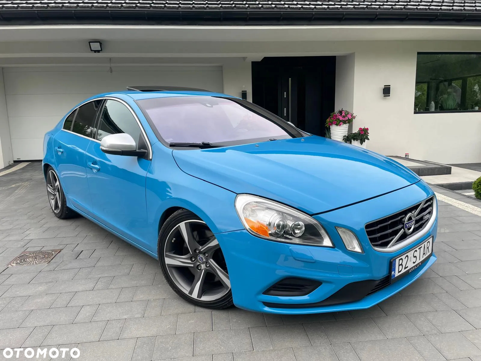 Volvo S60 T6 AWD R-Design - 8