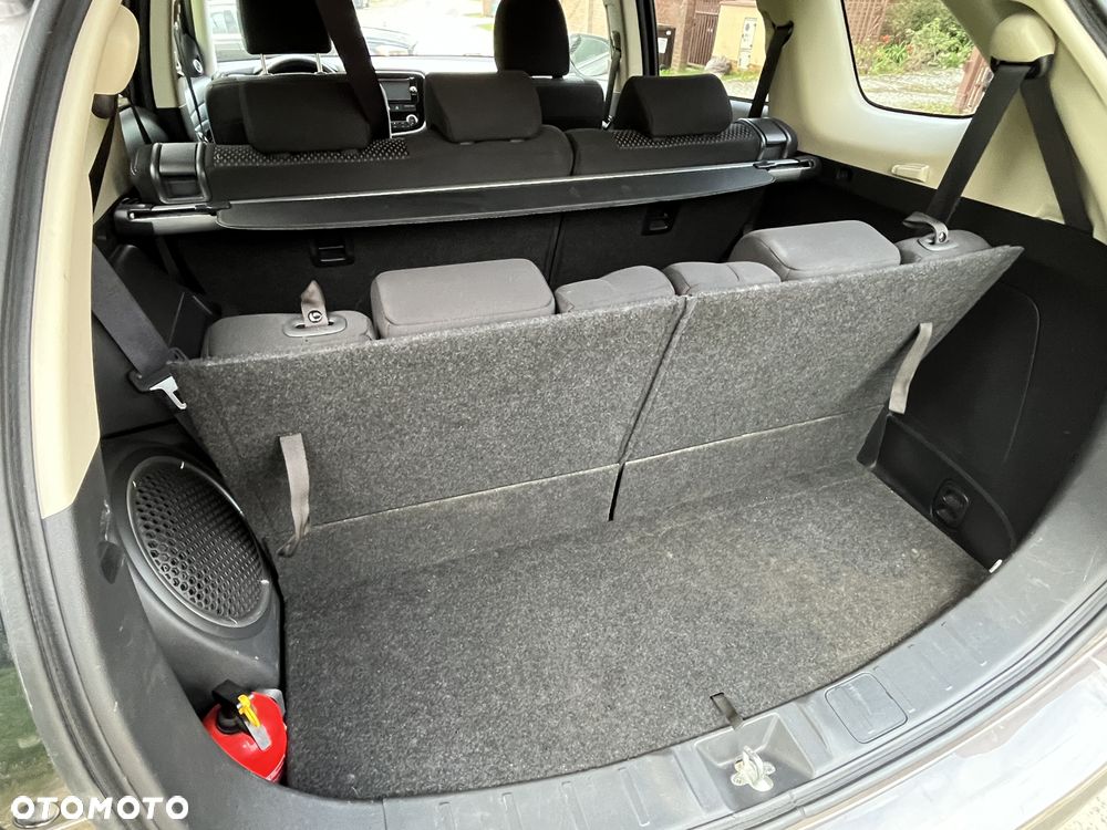 Mitsubishi Outlander 2.0 Intense + 4WD CVT - 24