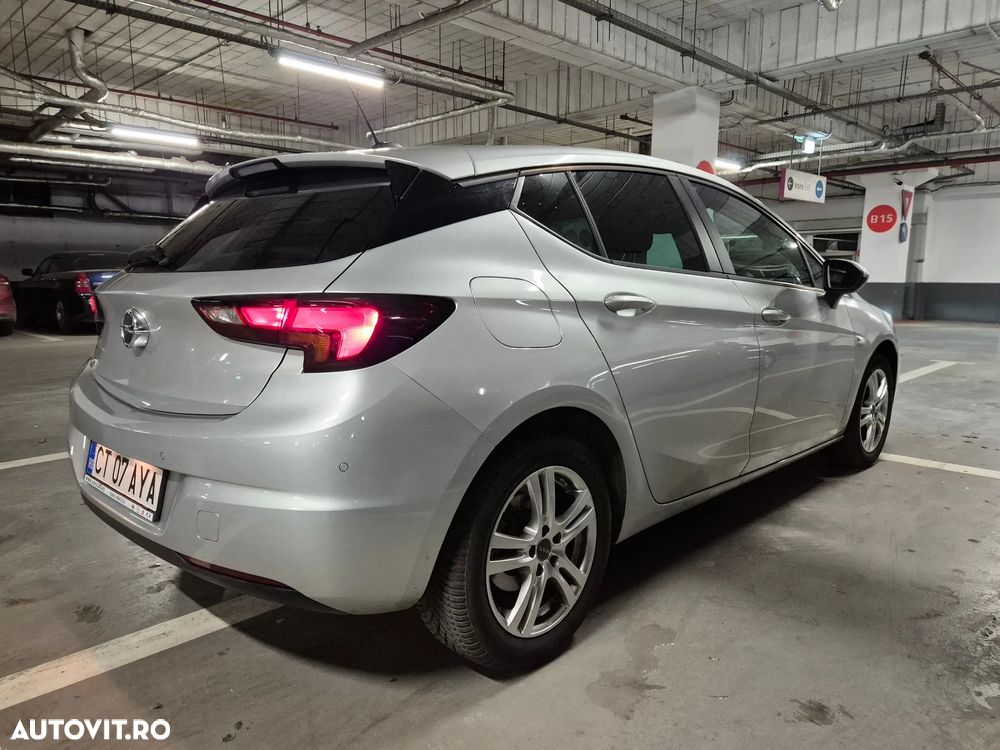 Opel Astra 1.2L Turbo Start/Stop Edition - 10