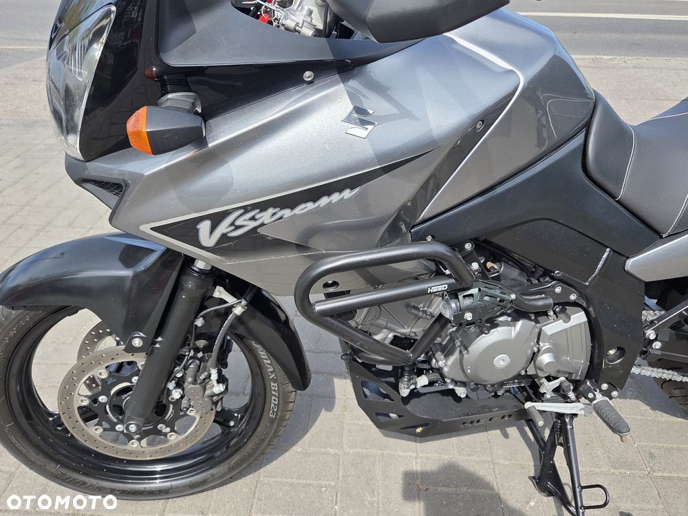 Suzuki V-STROM - 27