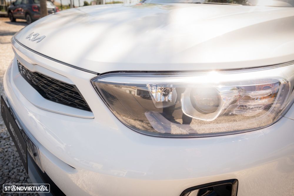 Kia Stonic 1.2 MPi Dynamic - 4