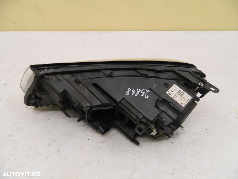 Far dreapta VW Touareg 7P facelift Xenon, 2015, 2016, 2017, 2018, cod origine 7P1941032. - 5