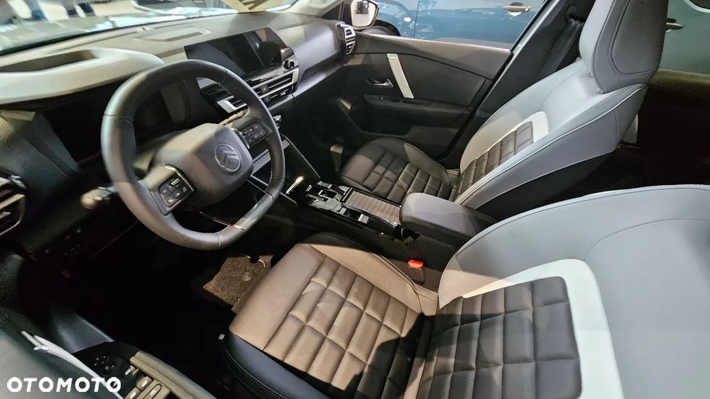 Citroën C4 1.2 PureTech Plus S&S - 17