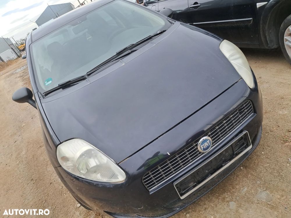 Dezmembram Fiat Grande Punto 1.4 b 350A1000 2008