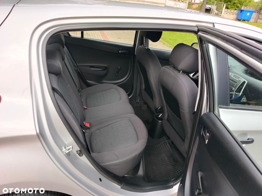 Hyundai i20 1.2 Edition Plus - 10
