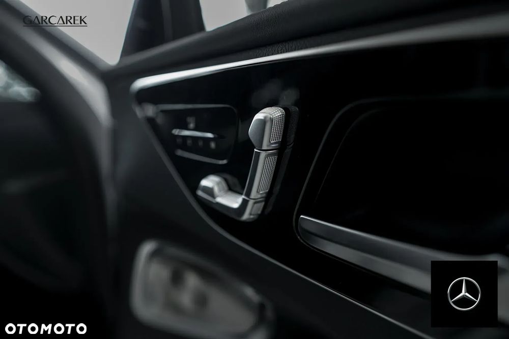 Mercedes-Benz Klasa C 300 e PHEV 4-Matic AMG - 3