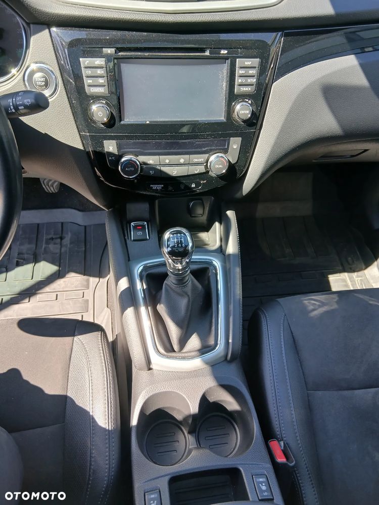 Nissan Qashqai 1.2 DIG-T N-Vision EU6 - 13