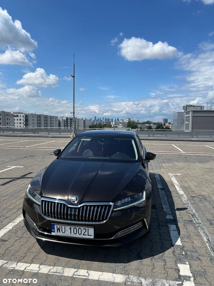 Skoda Superb 2.0 TSI 4x4 L&K DSG - 2