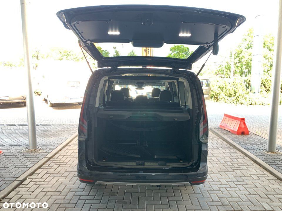 Ford Tourneo Connect - 15