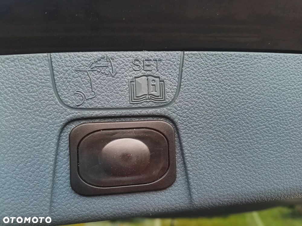 Ford C-MAX 1.6 FF Titanium - 18