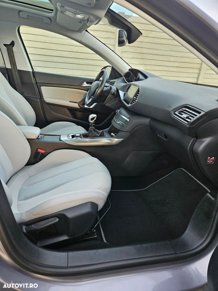 Peugeot 308 PureTech 130 Stop & Start Allure - 12